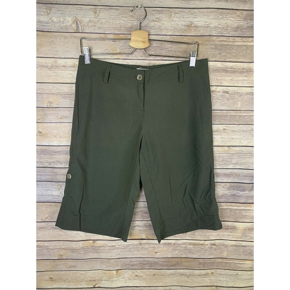 Weatherproof Size 6 Womens Bermuda Shorts Flat Front Tabbed Sides Olive Outdoor